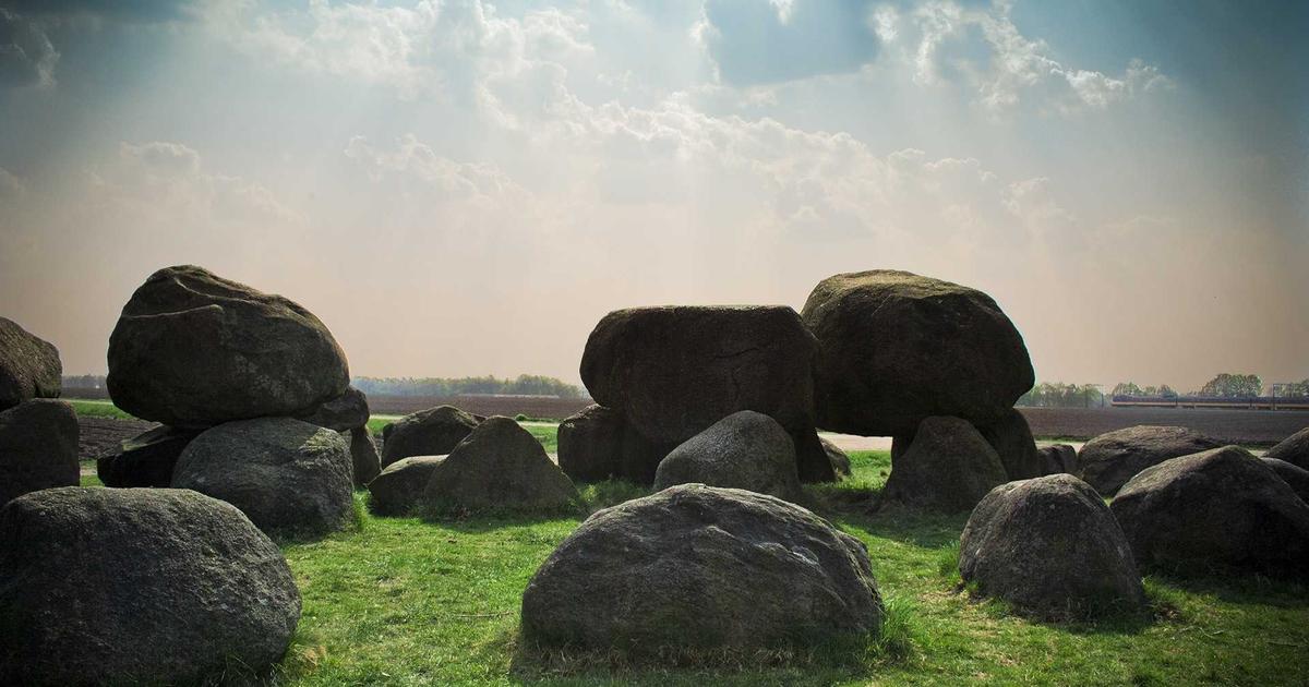 Community-Driven Documentation: How OpenClaw Contributors Build and Maintain Comprehensive Agent Guides